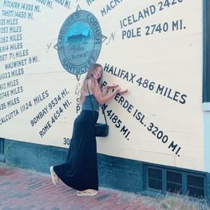 Meet your Posher, Halifax